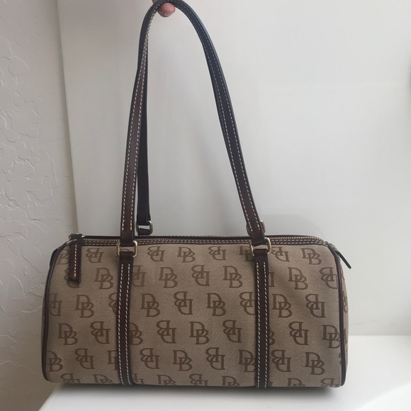 Dooney & Bourke Barrell Bag *Vintage!* - Picture 1 of 4